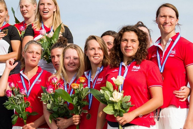 2015_European_Championships_Canoe_Polo-U21_dames.jpg